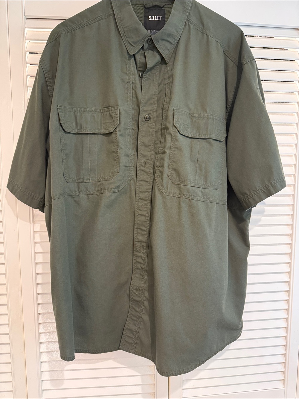 5.11 Tactical Men's Short Sleeve Button-Down Shirt in Olive Green
